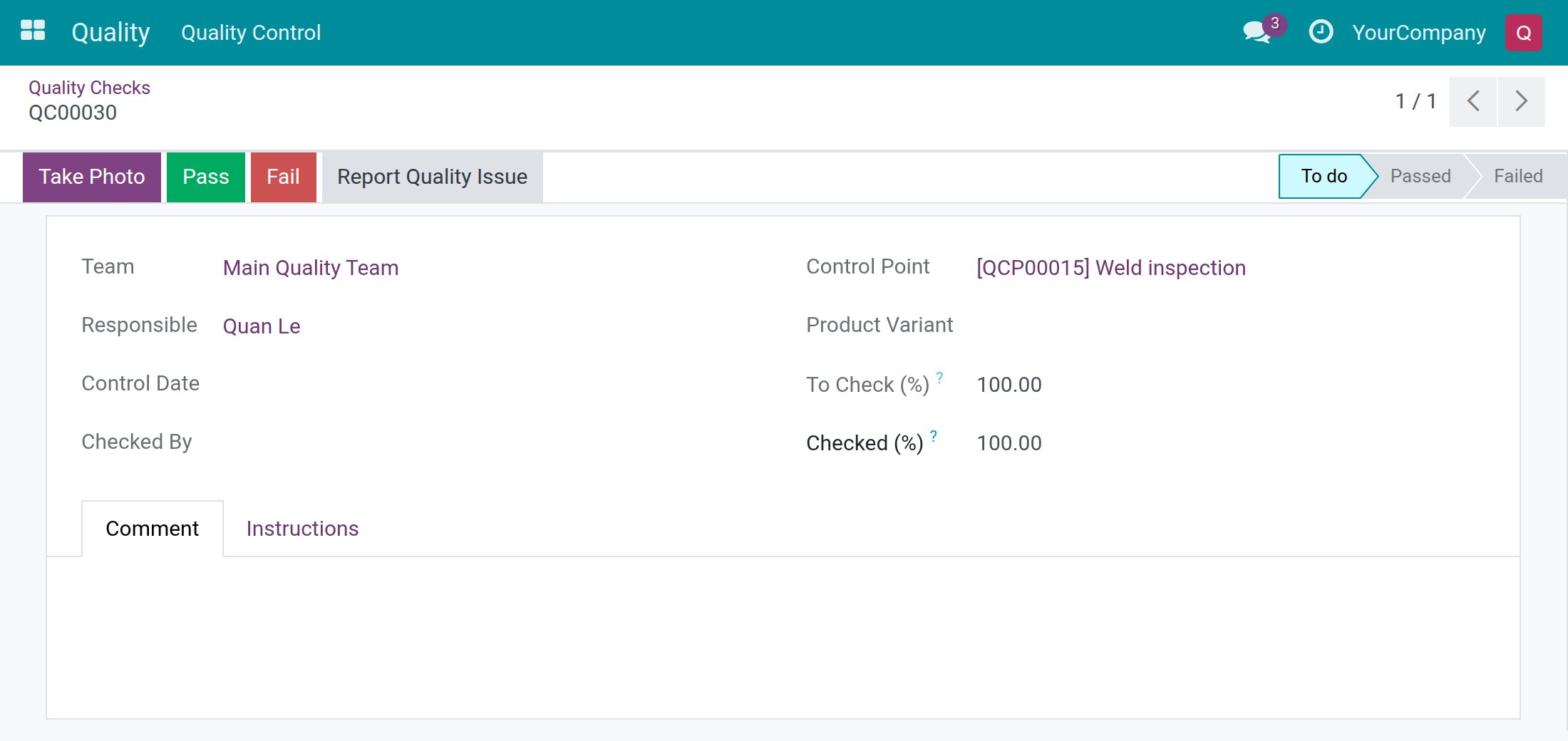 A Pass - Fail check with the Take Photo, Pass, Fail and Report Quality Issue buttons